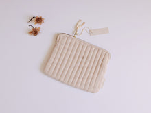 Load image into Gallery viewer, Biscuit