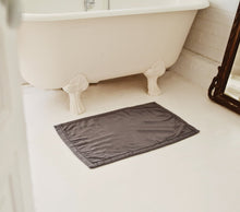 Load image into Gallery viewer, Souris