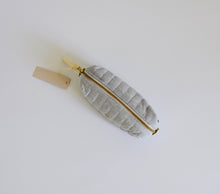 Load image into Gallery viewer, Céleste