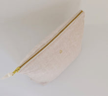 Load image into Gallery viewer, Biscuit