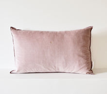 Load image into Gallery viewer, Rose Tendre