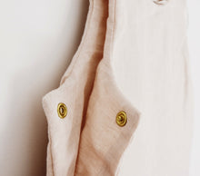 Load image into Gallery viewer, Biscuit