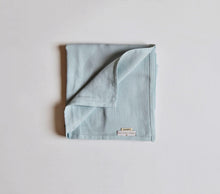 Load image into Gallery viewer, London