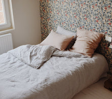 Load image into Gallery viewer, Céleste