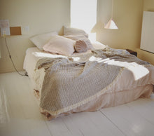 Load image into Gallery viewer, Gris perle