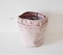 Load image into Gallery viewer, Rose Tendre