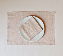 Load image into Gallery viewer, Sienna
