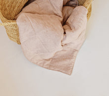 Load image into Gallery viewer, Sienna
