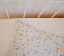 Load image into Gallery viewer, Mila
