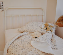 Load image into Gallery viewer, Mila
