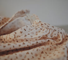 Load image into Gallery viewer, Grace
