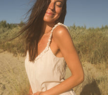 Load image into Gallery viewer, Ice
