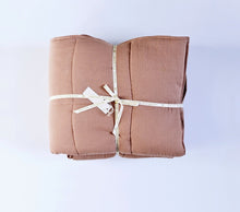 Load image into Gallery viewer, Pétale
