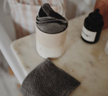 Load image into Gallery viewer, Souris
