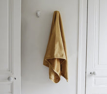 Load image into Gallery viewer, Sable
