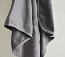 Load image into Gallery viewer, Souris
