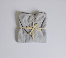 Load image into Gallery viewer, Céleste
