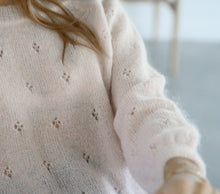 Load image into Gallery viewer, Pearl
