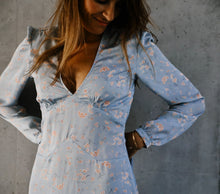 Load image into Gallery viewer, Mila
