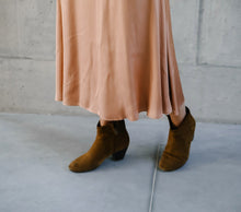 Load image into Gallery viewer, Blush
