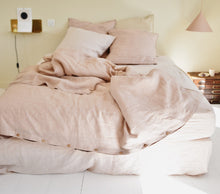 Load image into Gallery viewer, Sienna
