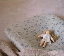 Load image into Gallery viewer, Mila
