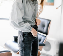 Load image into Gallery viewer, Zephyr
