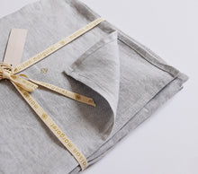 Load image into Gallery viewer, Céleste
