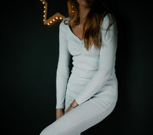 Load image into Gallery viewer, Pale blue
