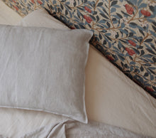 Load image into Gallery viewer, Céleste
