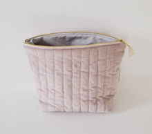 Load image into Gallery viewer, Rose Tendre
