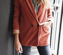 Load image into Gallery viewer, Salmone
