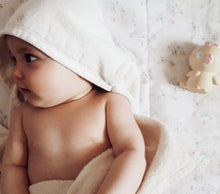 Load image into Gallery viewer, Milk
