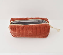 Load image into Gallery viewer, Salmone
