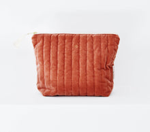 Load image into Gallery viewer, Salmone
